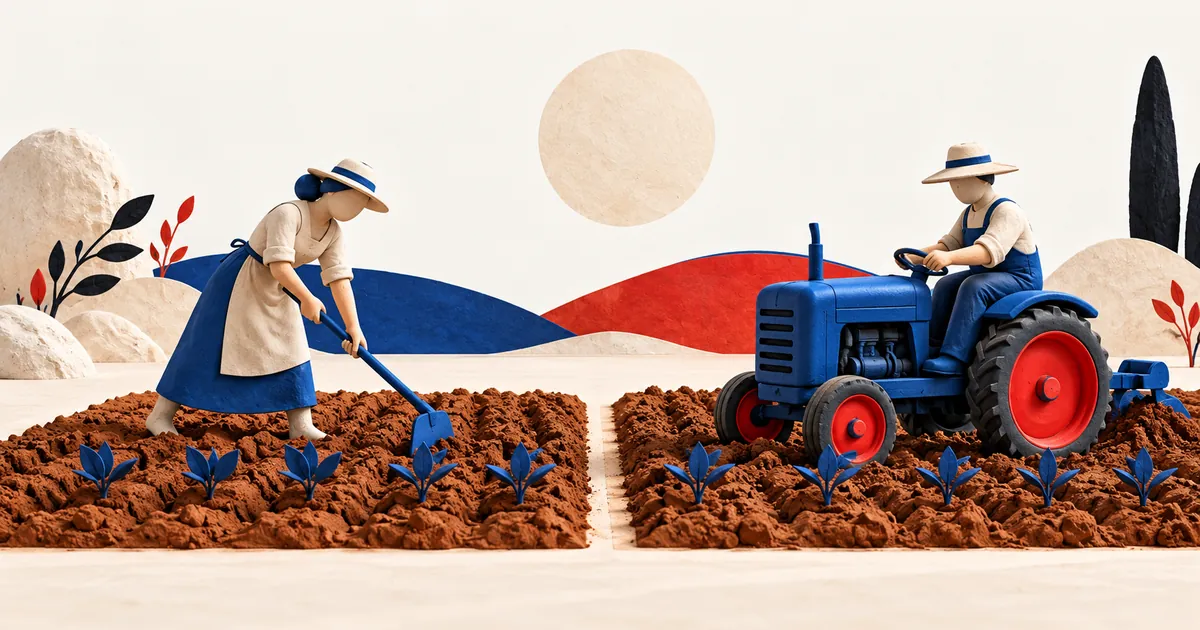 Dos figuras trabajan parcelas contiguas, una con una azada azul y otra con un tractor azul de ruedas rojas.